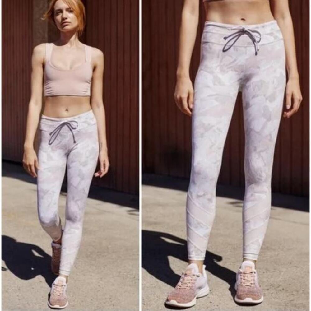 Free People Movement‎ Daybreak Light Camo Drawstring Legging